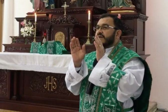 Another Good Priest Threatened with the Funny-Farm – Padre Peregrino